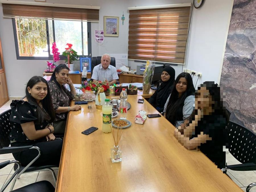 قسم الشبيبة في الجماهيري ترشيحا في رحلة لبارك شفاعييم ولقاء مثمر مع نائب رئيس البلدية 